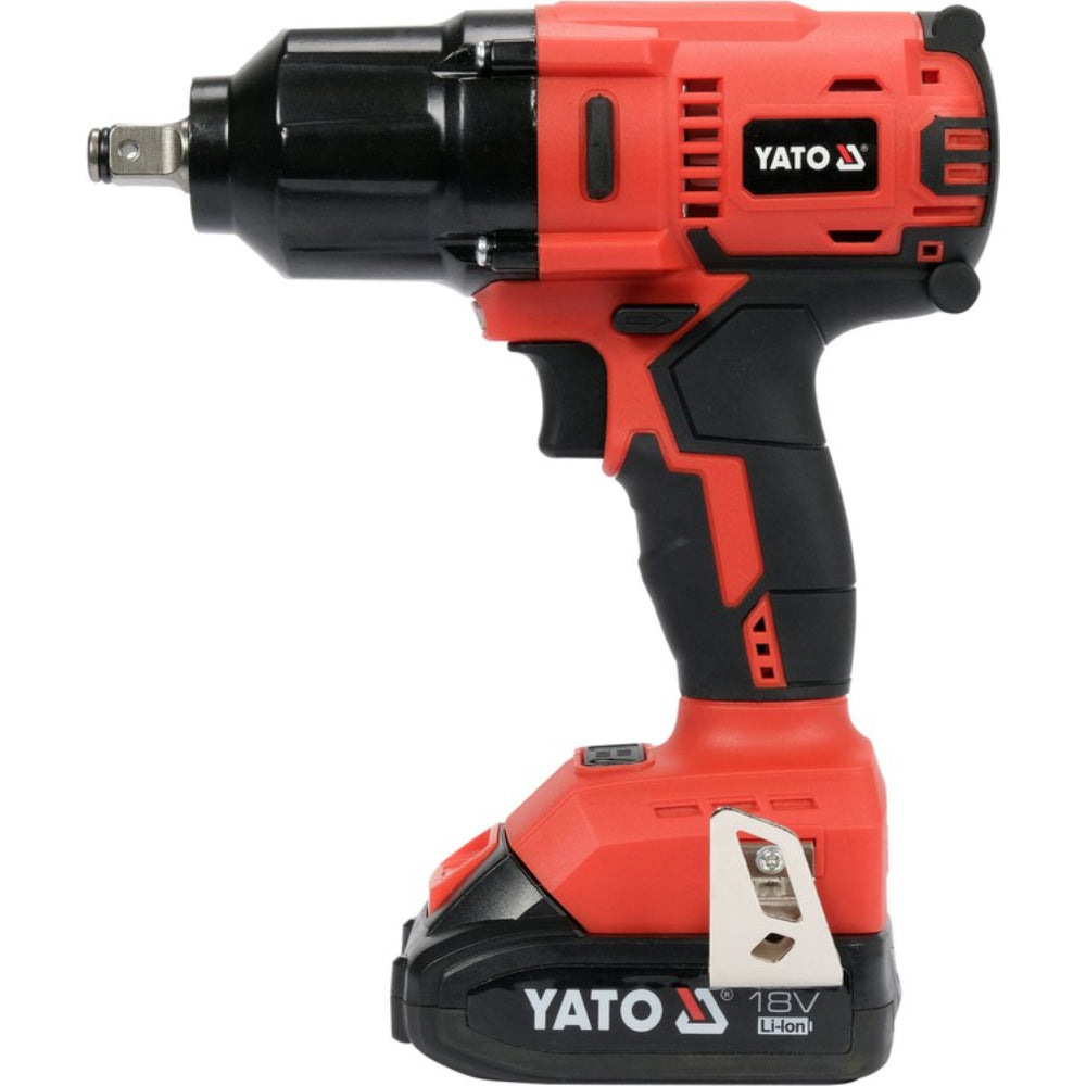 Акумулаторен безчетков ударен гайковерт с вложки, YATO, 1/2", 18 V, 700 Nm, 2 x 3 Ah