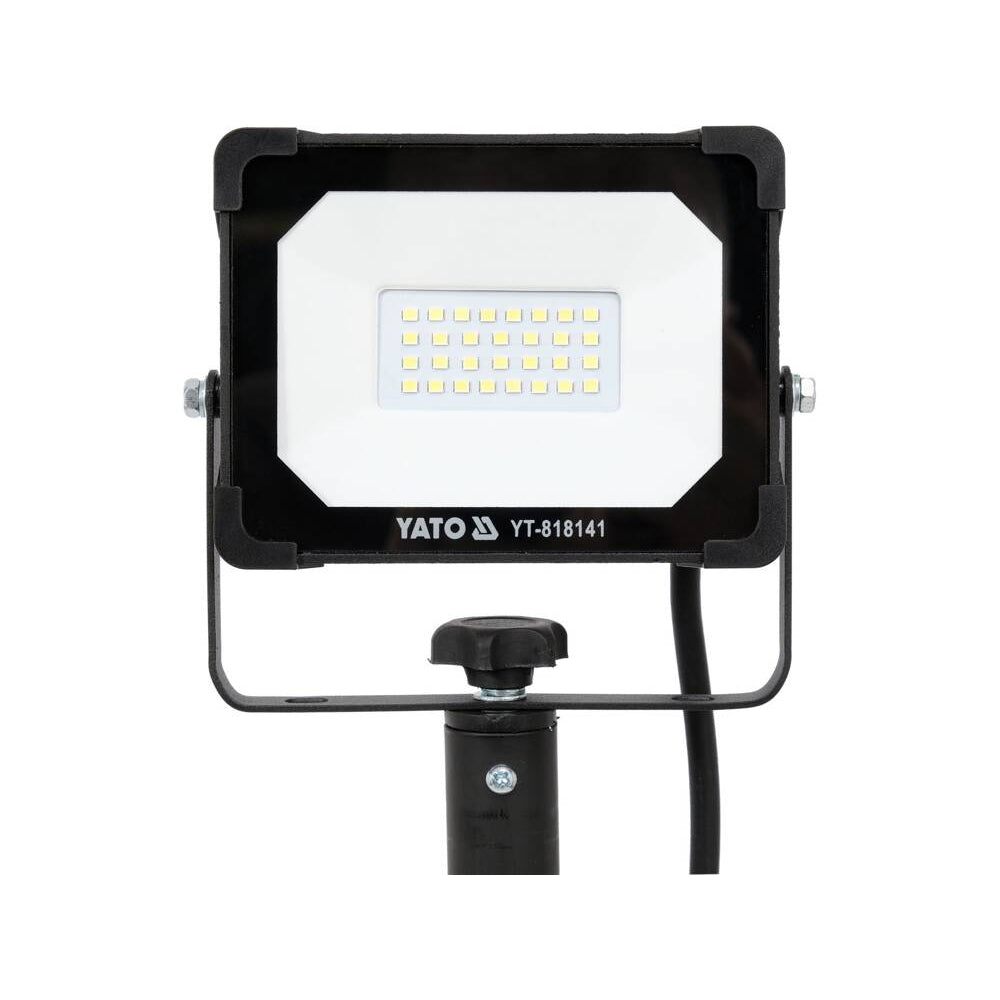 LED прожектор със статив YATO, 20 W, 1900 lm