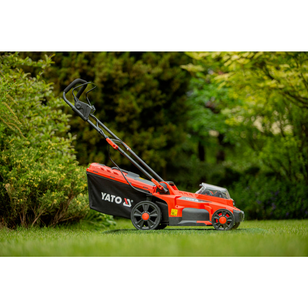 Акумулаторна косачка с кош YATO YT 85222, 37 cm, 2 x 18 V, 2 x 4 Ah