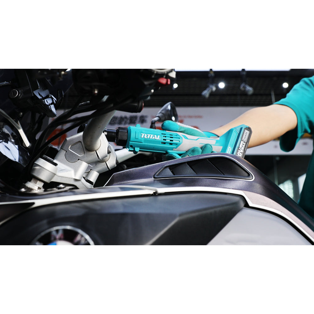 Акумулаторна тресчотка TOTAL, 3/8", 20 V, 65 Nm, без батерия