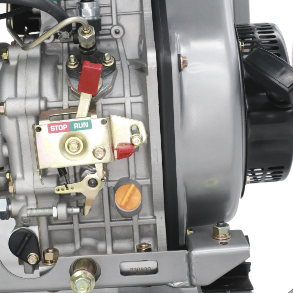 Дизелов монофазен генератор с дръжки и колела TOTAL, AVR, 5 kW