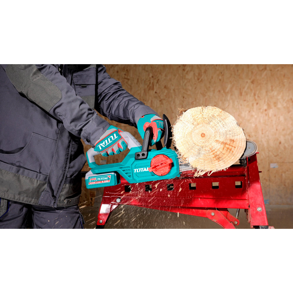 Акумулаторен верижен трион TOTAL Industrial, 12", 20 V, 2 x 4 Ah