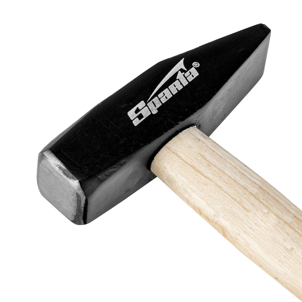 Чук, 800 гр, квадратно чело, дървена дръжка SPARTA