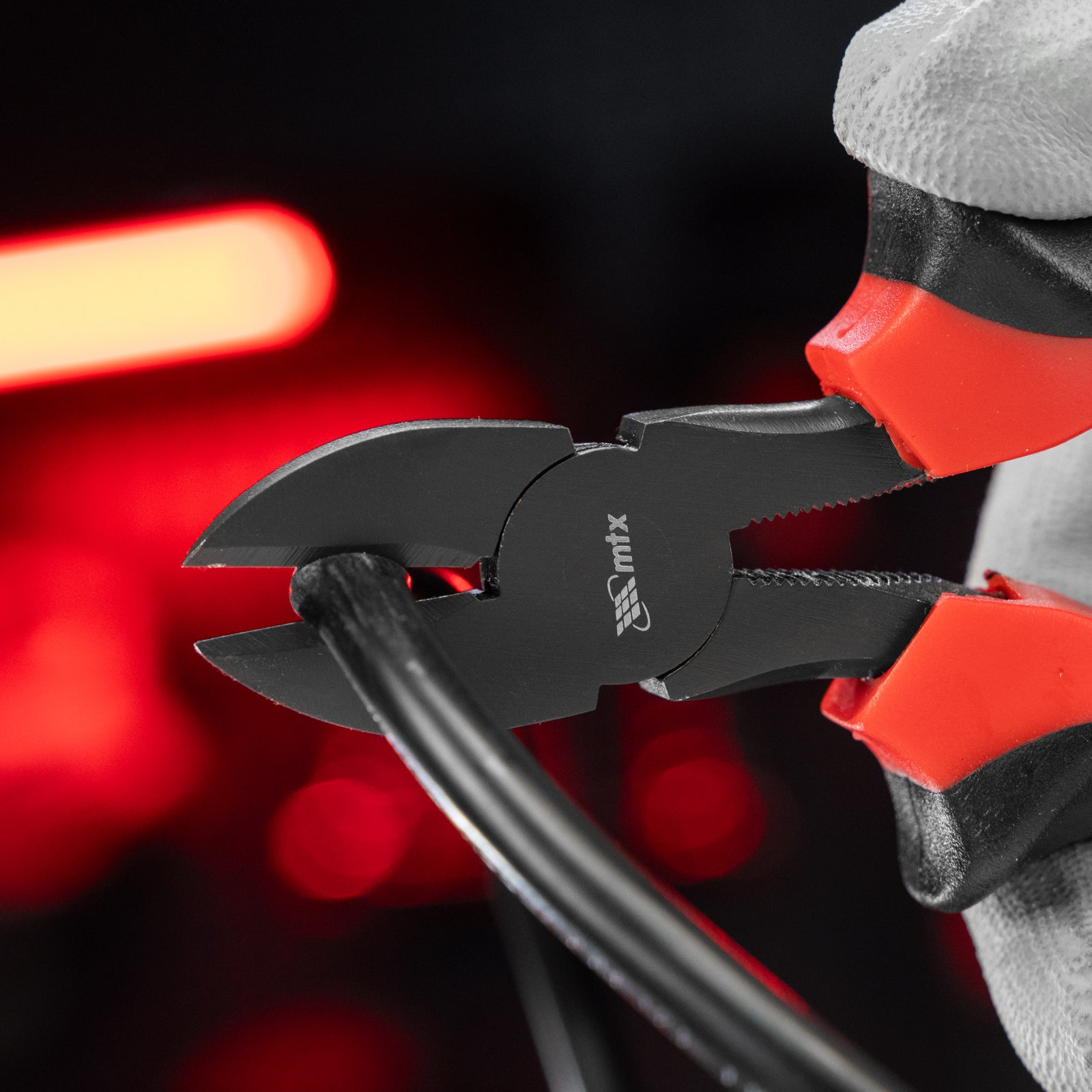 Клещи резачки странични Black Nickel, 160 мм, двукомпонентни дръжки MTX