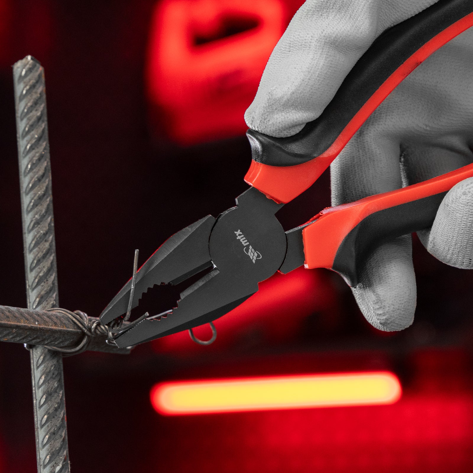 Клещи комбинирани Black Nickel, 200 мм, двукомпонентни дръжки MTX